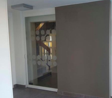 ALUMINIS JORDI división de oficina